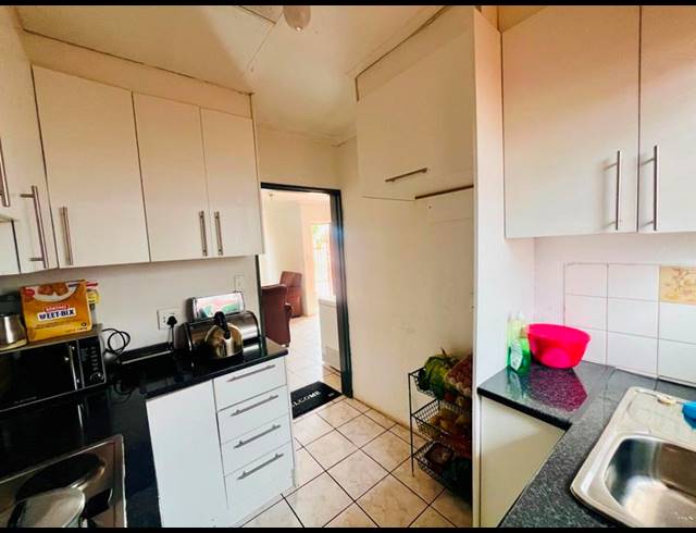 2 BEDROOM HOUSE FOR SALE IN LEBANON